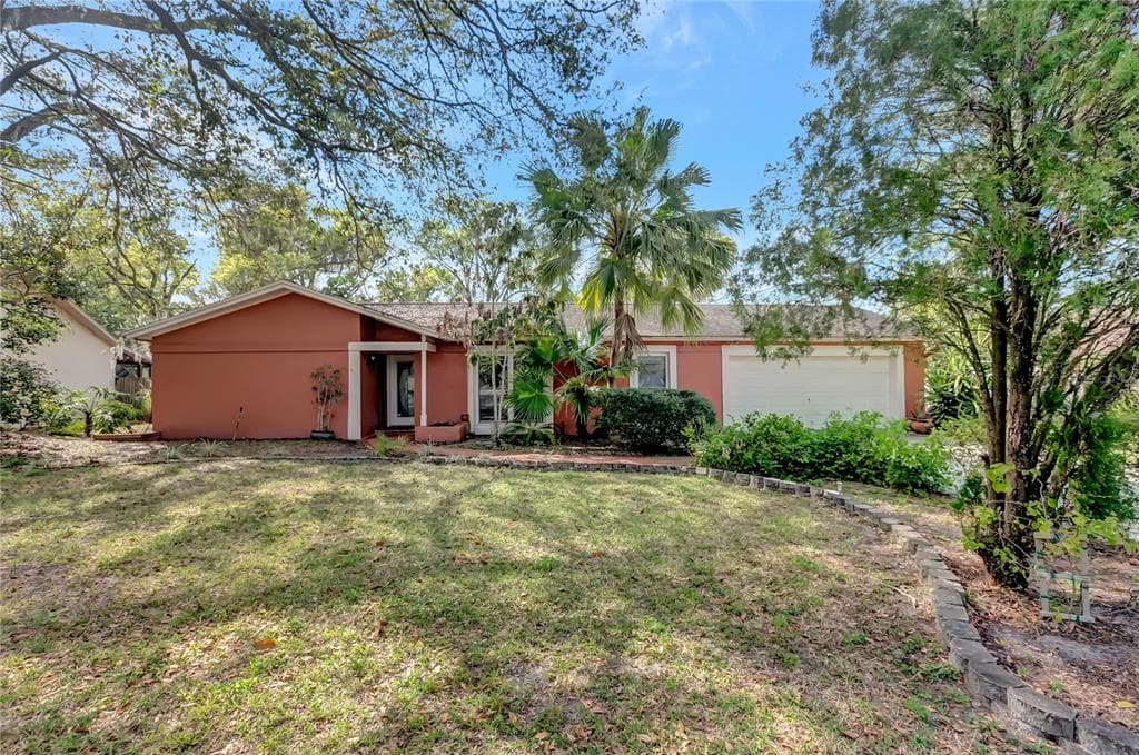 9226 KINGSRIDGE DRIVE TEMPLE TERRACE, FL 33637