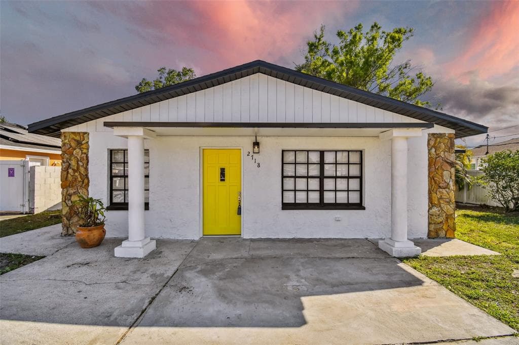 2718 W LOUISIANA AVENUE TAMPA, FL 33614