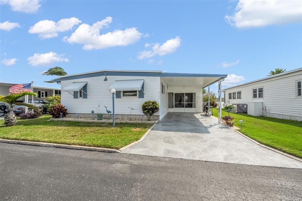 3724 BYWATER DRIVE HOLIDAY, FL 34691
