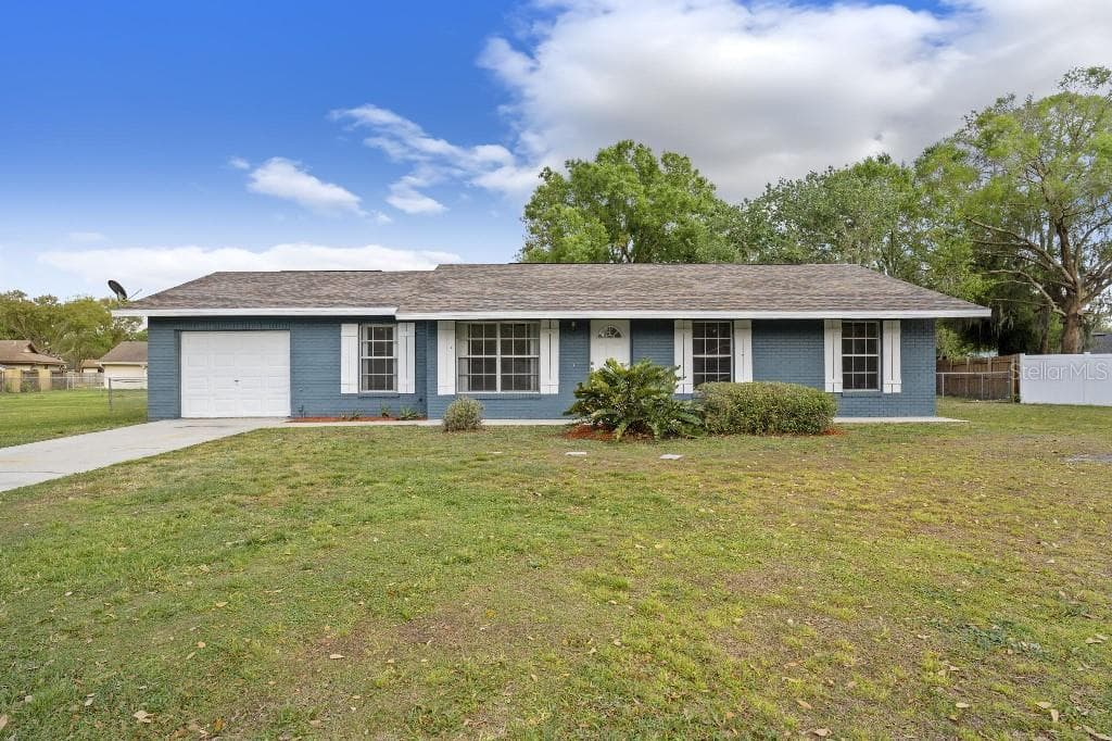 5074 ROCK GLEN TURN MULBERRY, FL 33860