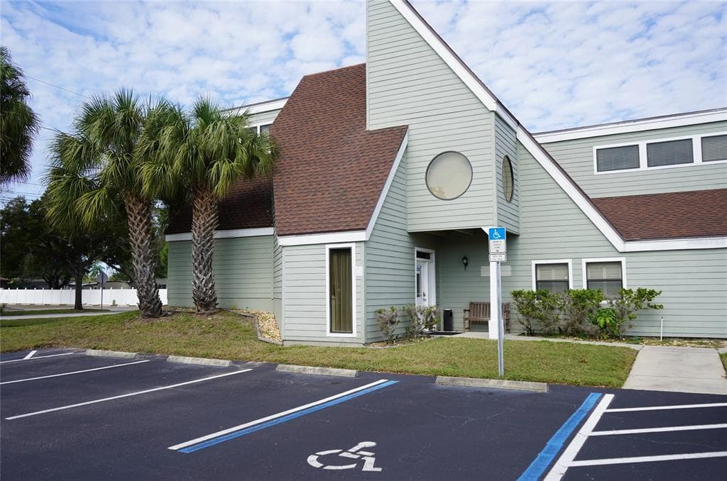 10225 ULMERTON ROAD UNIT 4A-B LARGO, FL 33771