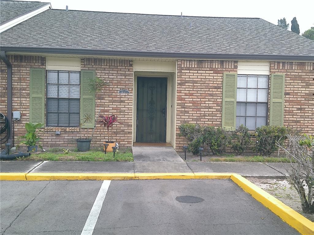 8701 CARROLL PALM PLACE TAMPA, FL 33614
