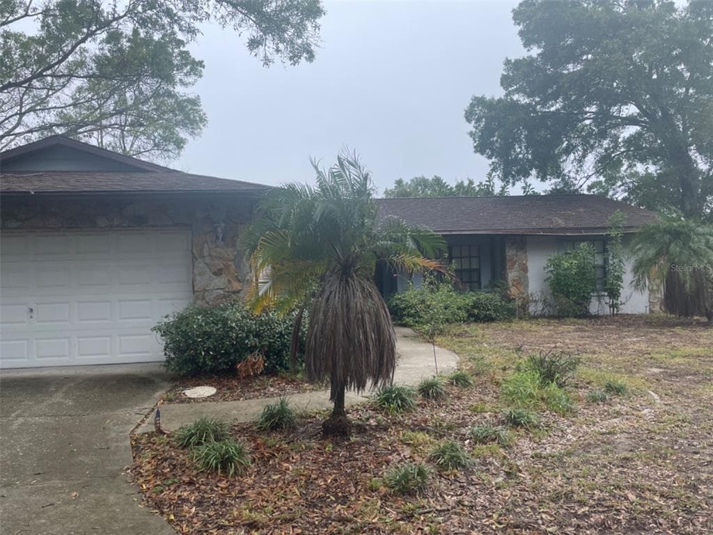 2030 HIDDEN LAKE DRIVE PALM HARBOR, FL 34683