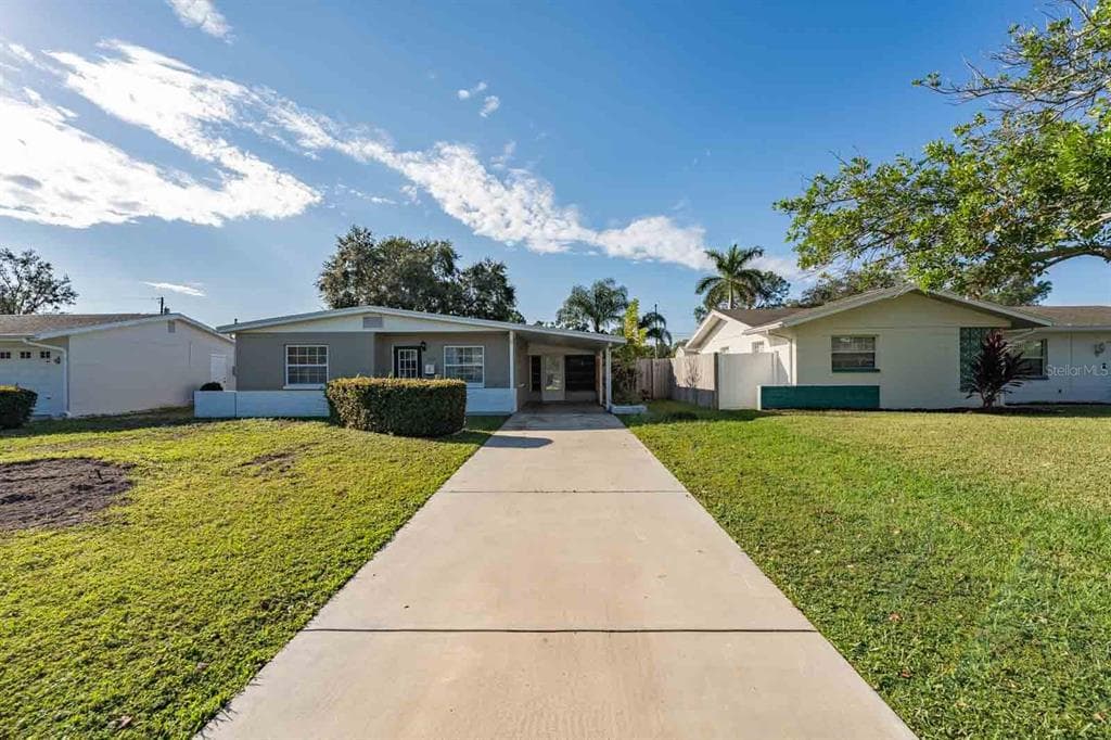 600 75TH AVENUE N ST PETERSBURG, FL 33702