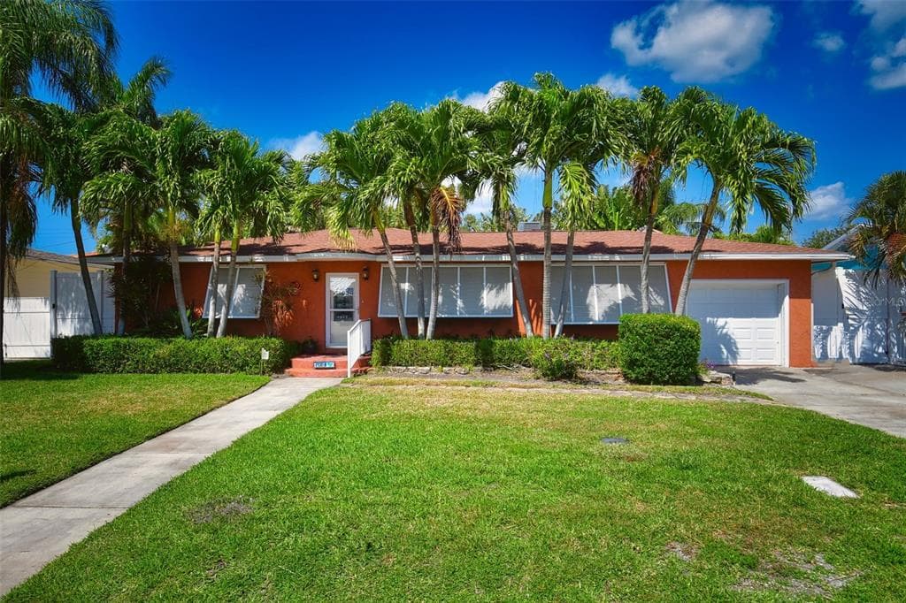 739 BOCA CIEGA ISLE DRIVE ST PETE BEACH, FL 33706