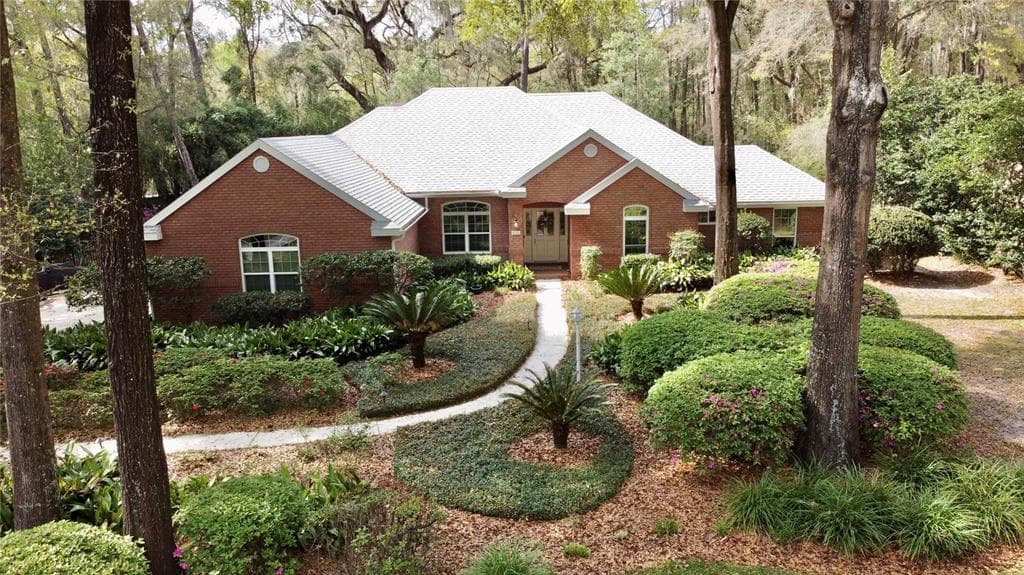 8926 SW 44TH LANE GAINESVILLE, FL 32608