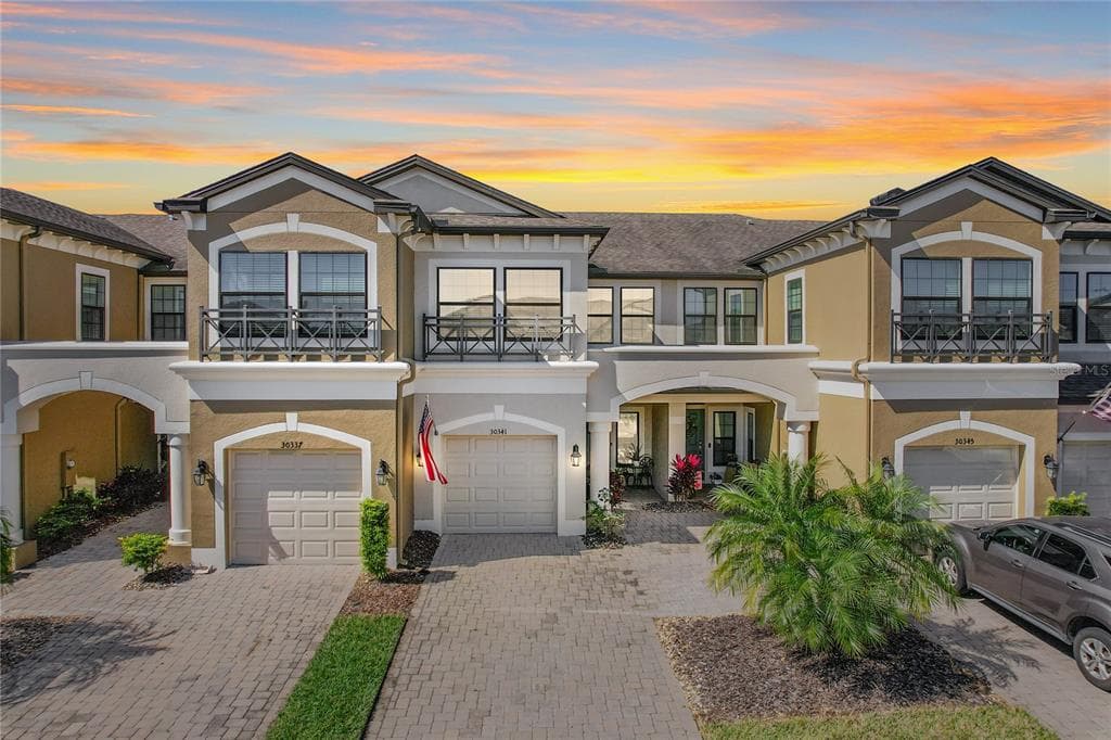 30341 SOUTHWELL LANE WESLEY CHAPEL, FL 33543