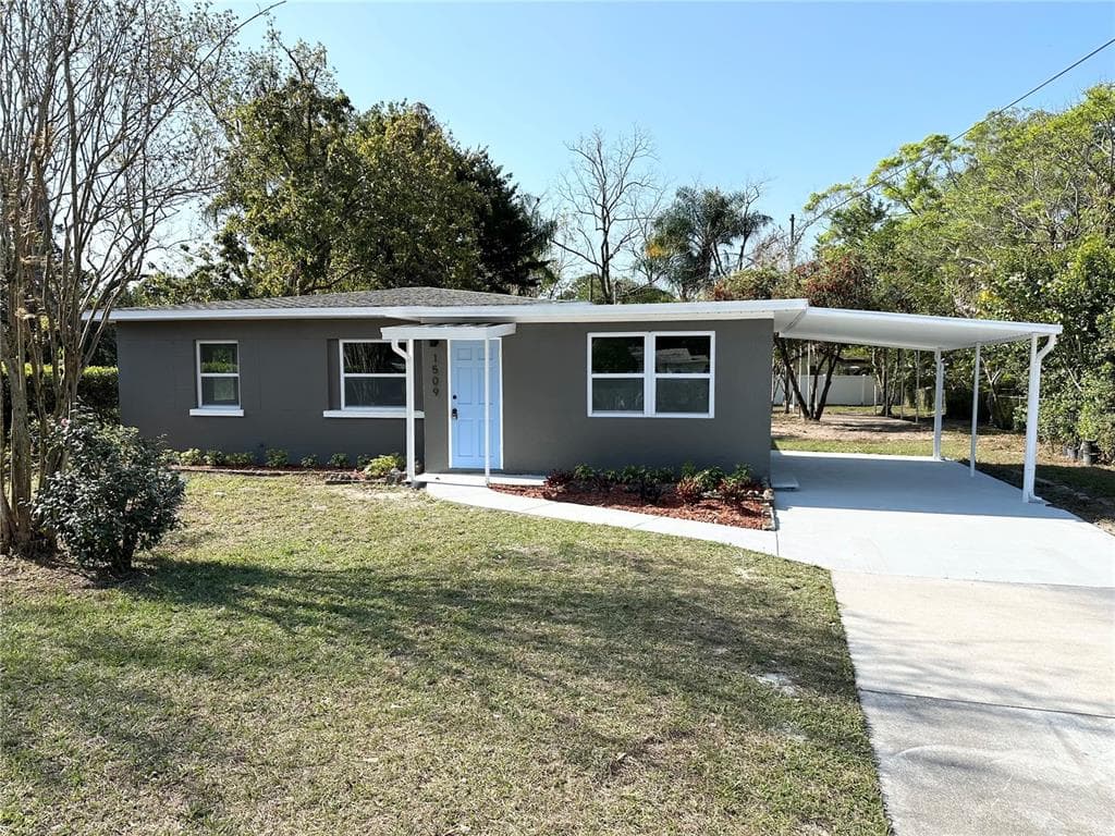 1509 E MCBERRY STREET TAMPA, FL 33610
