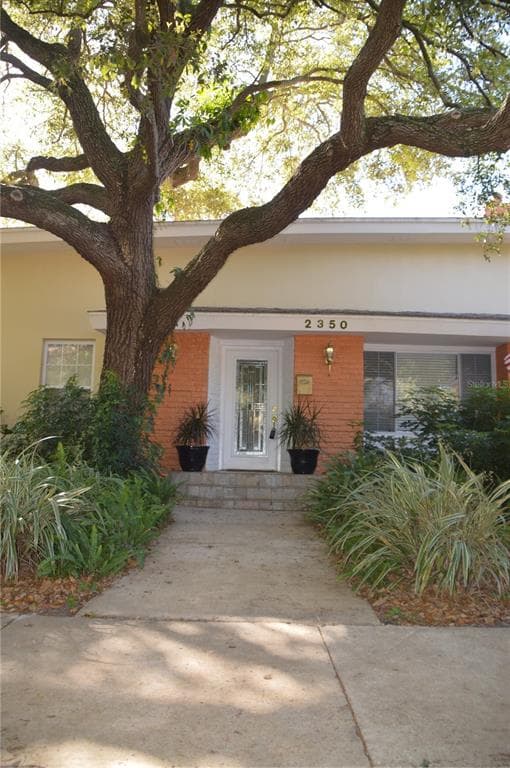 2350 14TH STREET N ST PETERSBURG, FL 33704