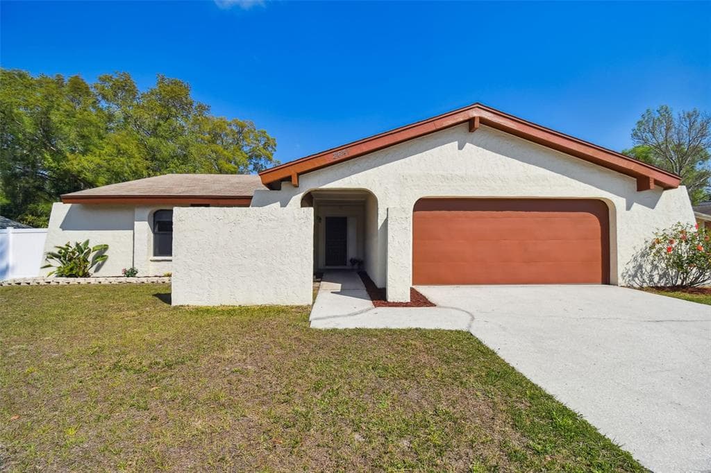 2641 BLOOMING HILL WAY PALM HARBOR, FL 34684