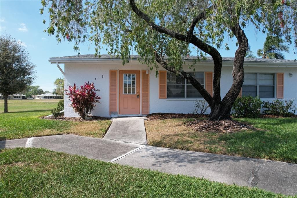 1902 ANDOVER STREET UNIT 212 SUN CITY CENTER, FL 33573