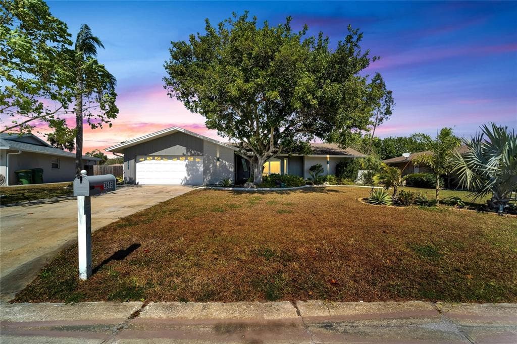 3845 ALLENWOOD STREET SARASOTA, FL 34232