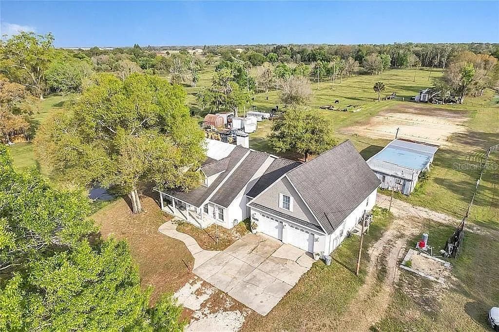 5820 E JOHNSON AVENUE HAINES CITY, FL 33844