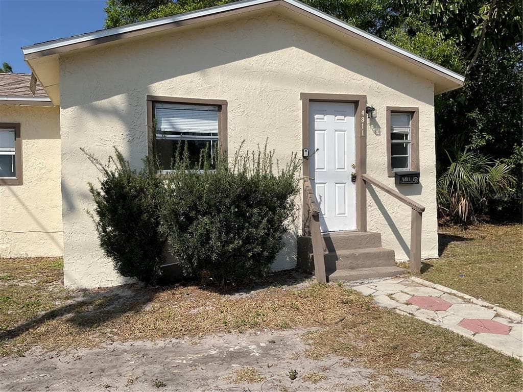 4811 15TH AVENUE S ST PETERSBURG, FL 33711