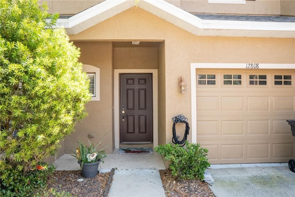 12808 AVELAR MANOR PLACE RIVERVIEW, FL 33578