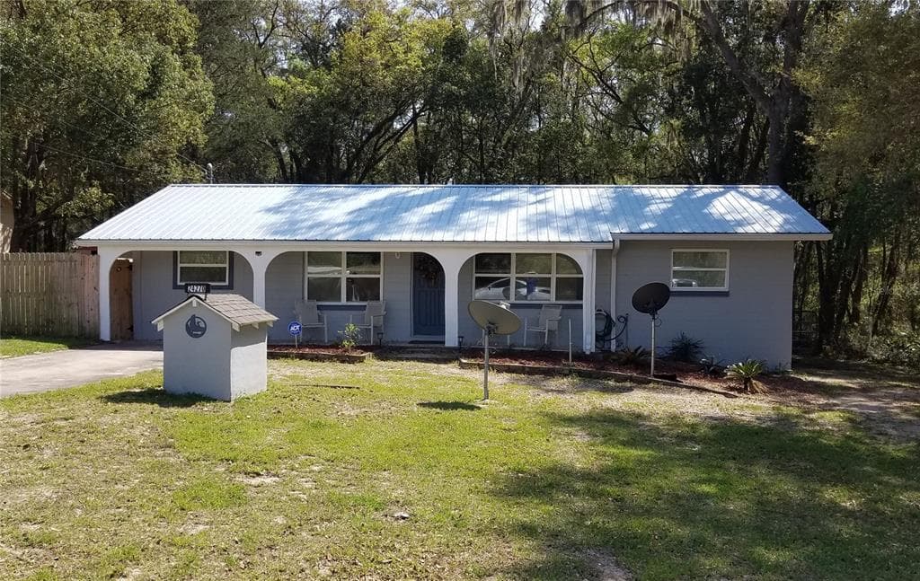 24270 SW SHOREWOOD DRIVE N DUNNELLON, FL 34431