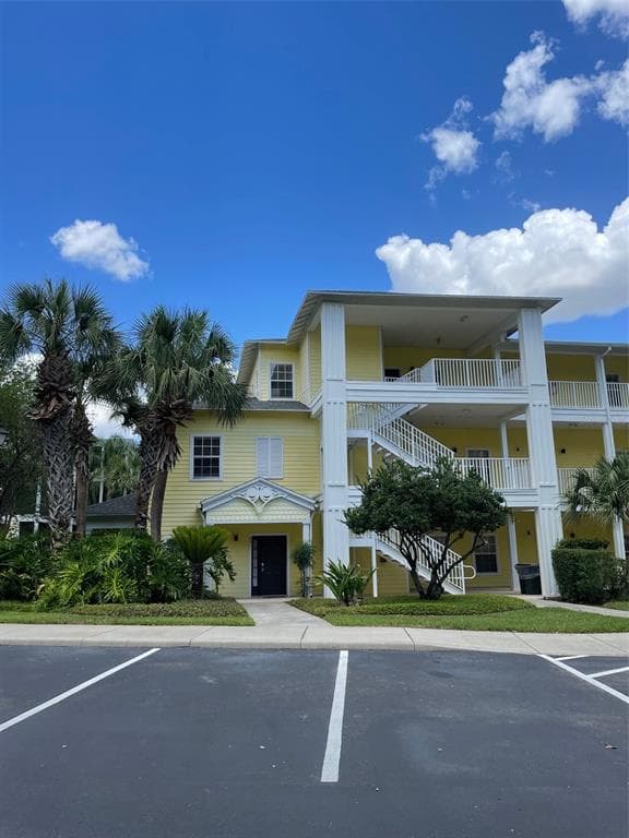 601 LUCAYA LOOP UNIT 601 DAVENPORT, FL 33897
