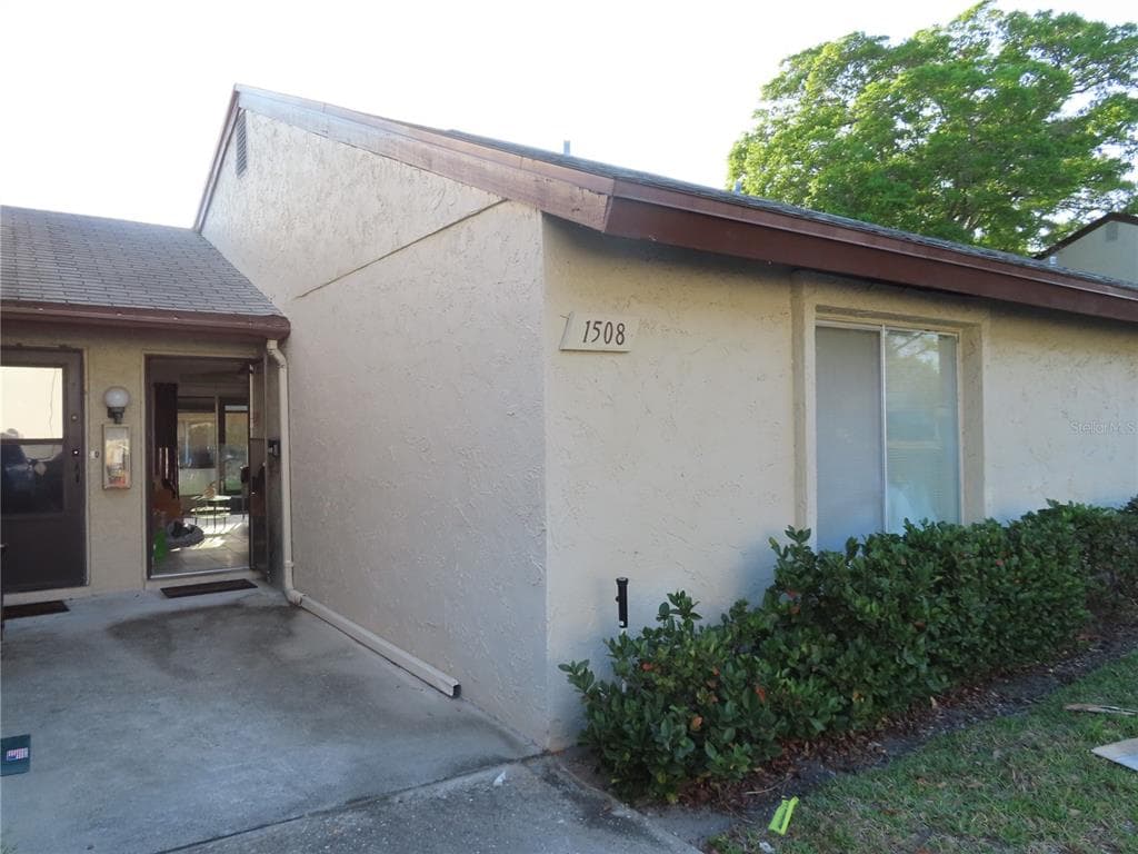 4215 E BAY DRIVE UNIT 1508B CLEARWATER, FL 33764