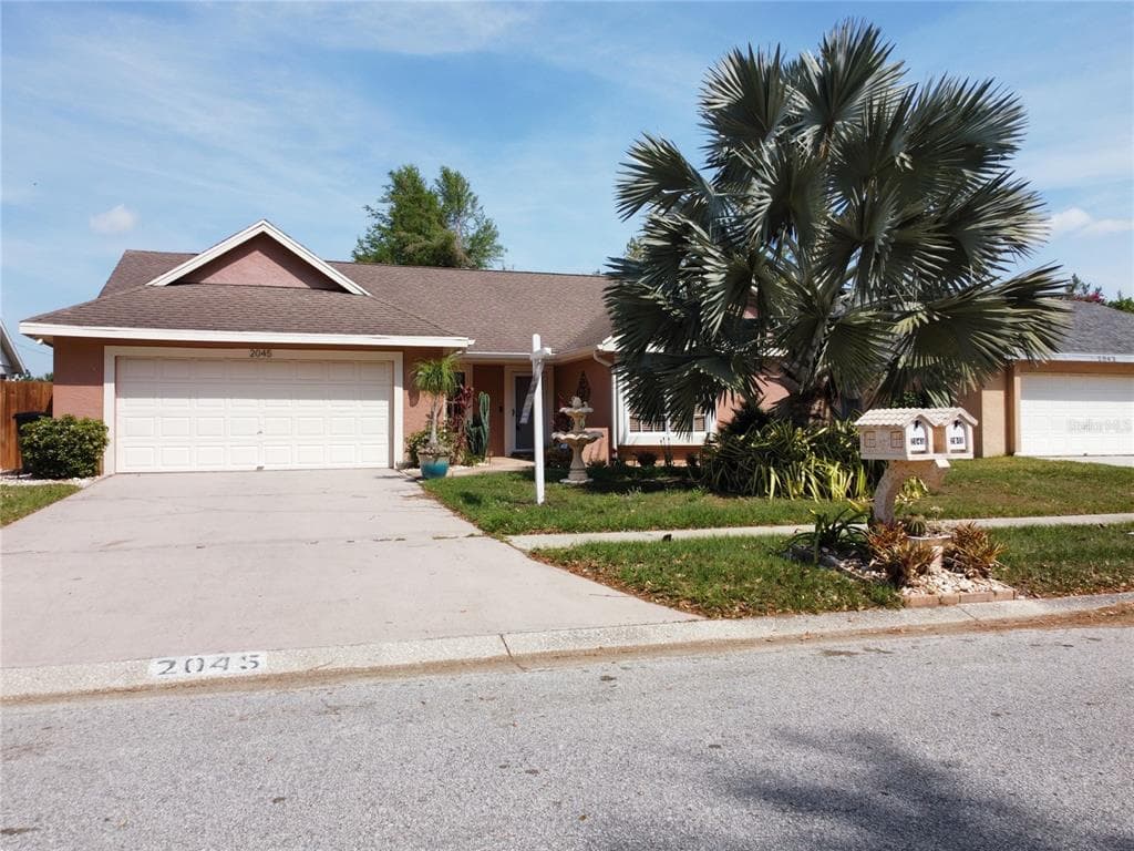 2045 DARLINGTON OAK DRIVE SEFFNER, FL 33584