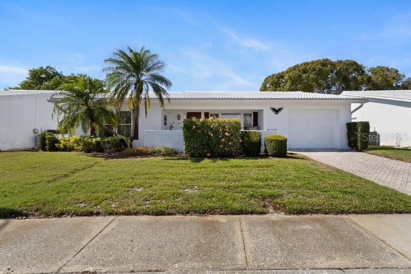 9160 40TH STREET N UNIT 5 PINELLAS PARK, FL 33782