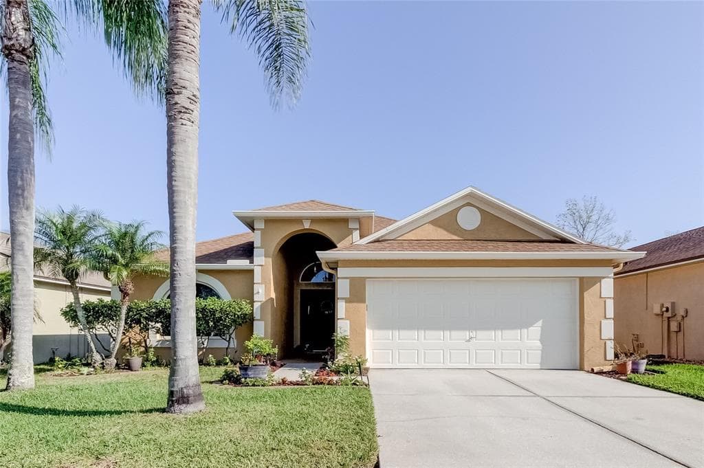 3707 GOLDEN EAGLE DRIVE LAND O LAKES, FL 34639