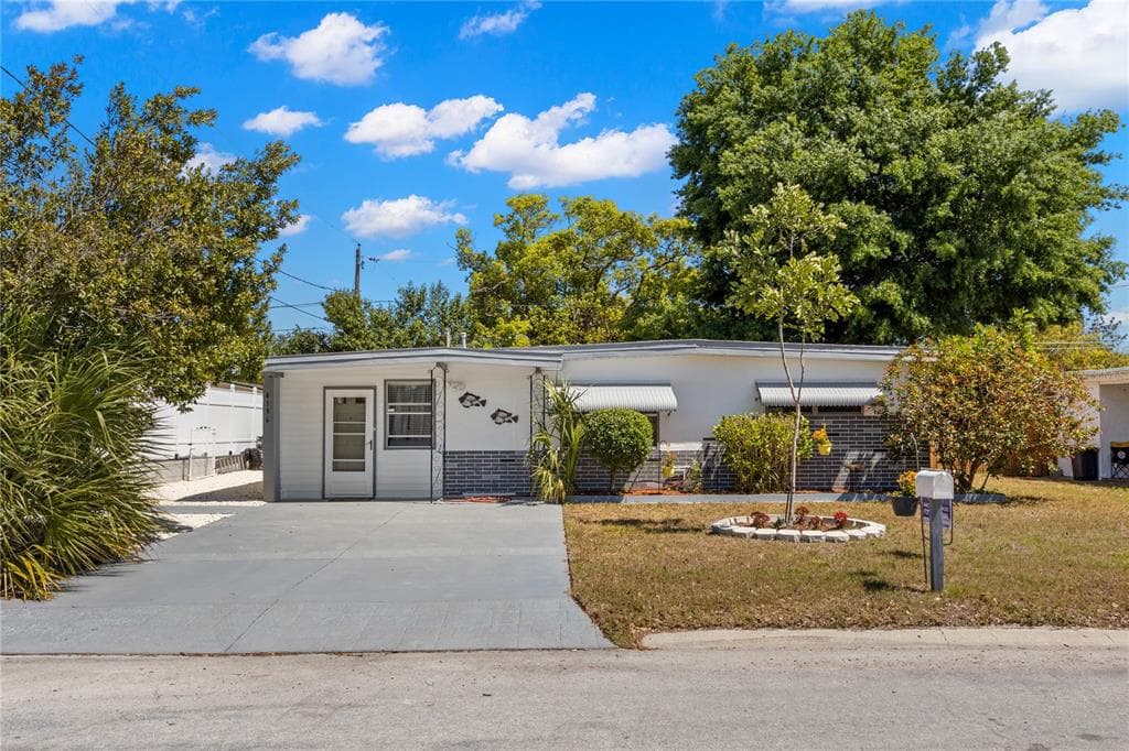 4136 FLAMINGO DRIVE NEW PORT RICHEY, FL 34652