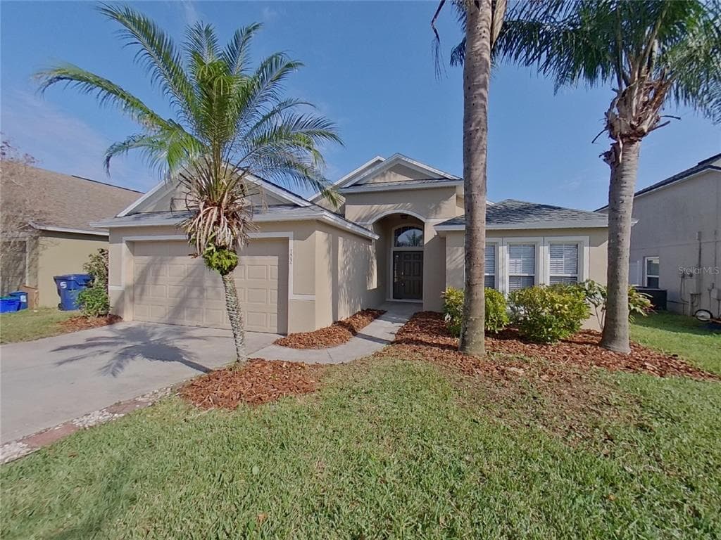 302 ANORAK STREET GROVELAND, FL 34736