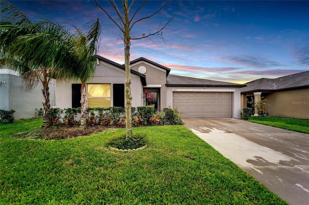 10025 ROSE PETAL PLACE RIVERVIEW, FL 33578