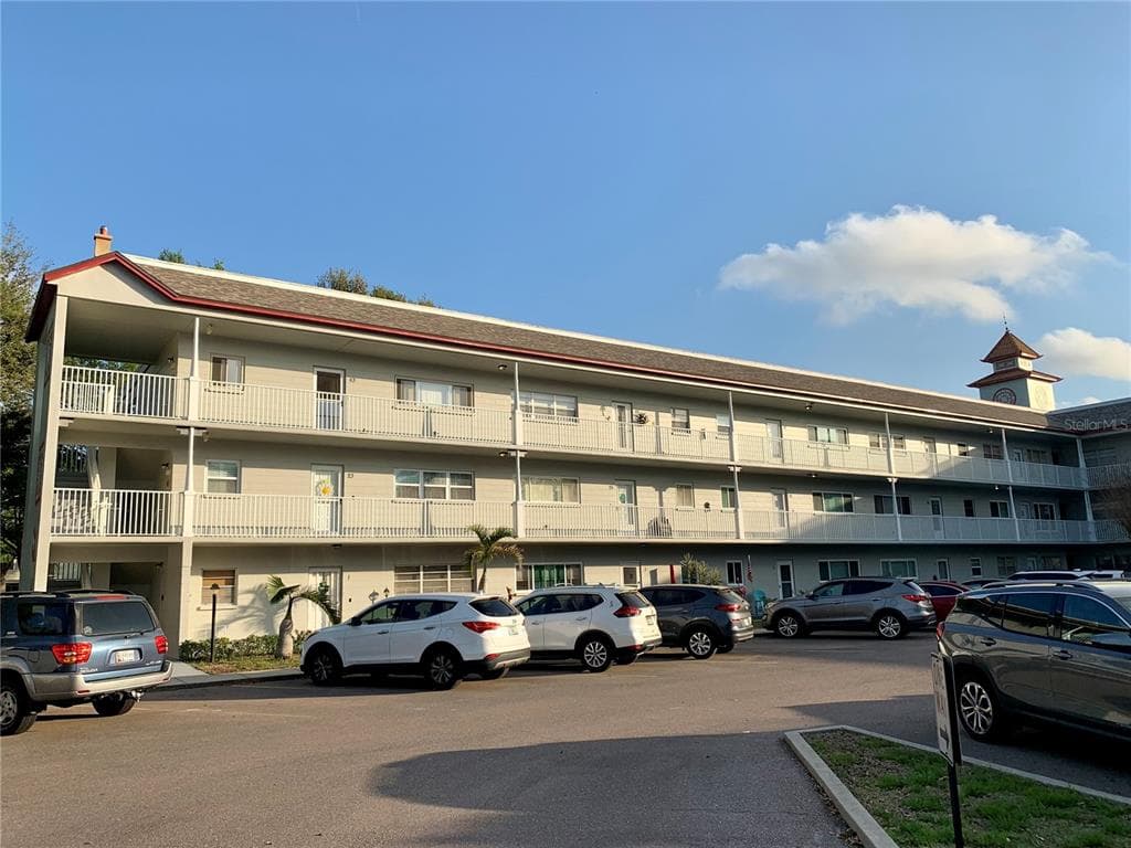 2261 SWEDISH DRIVE UNIT 7 CLEARWATER, FL 33763
