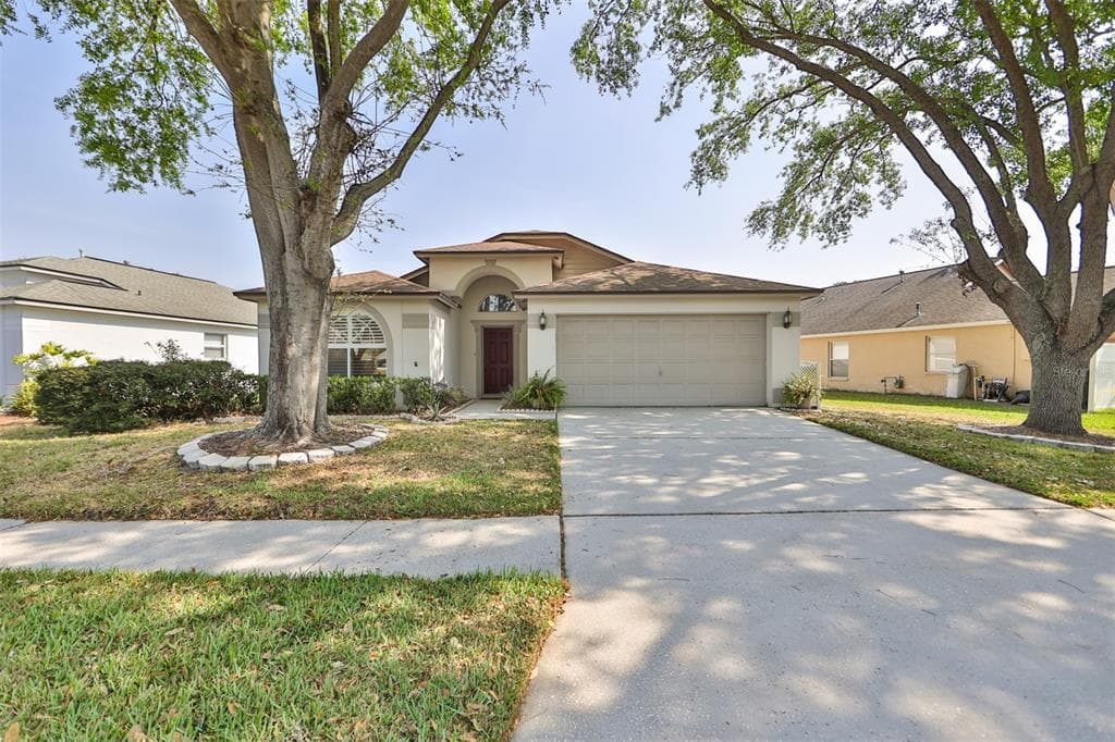 2321 CATTLEMAN DRIVE