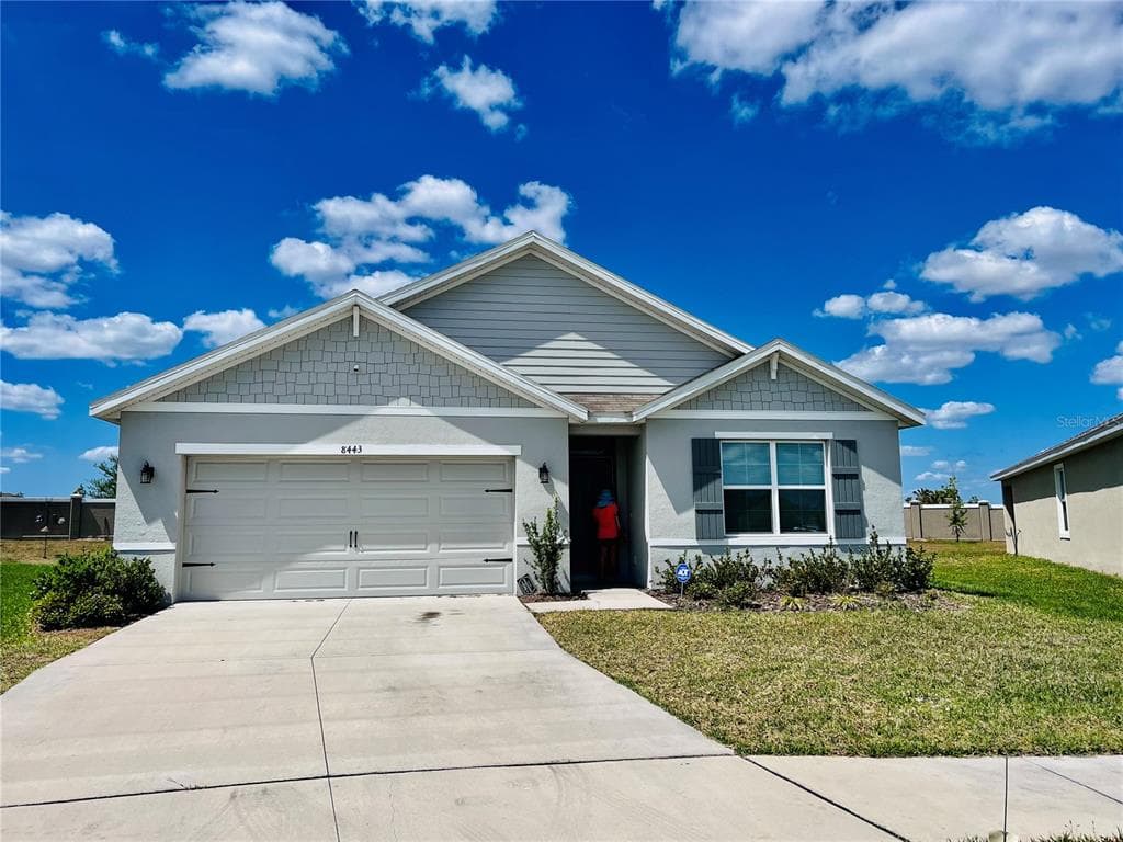 8443 BOWER BASS CIRCLE WESLEY CHAPEL, FL 33545