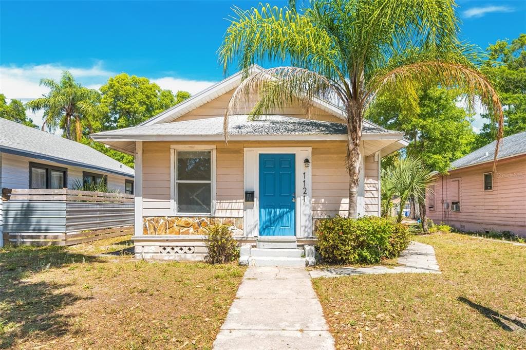 1121 10TH AVENUE S ST PETERSBURG, FL 33705