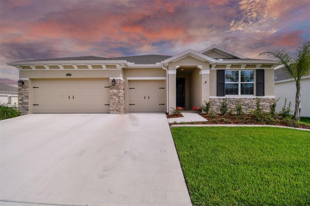 10403 LAXER CAY LOOP SAN ANTONIO, FL 33576