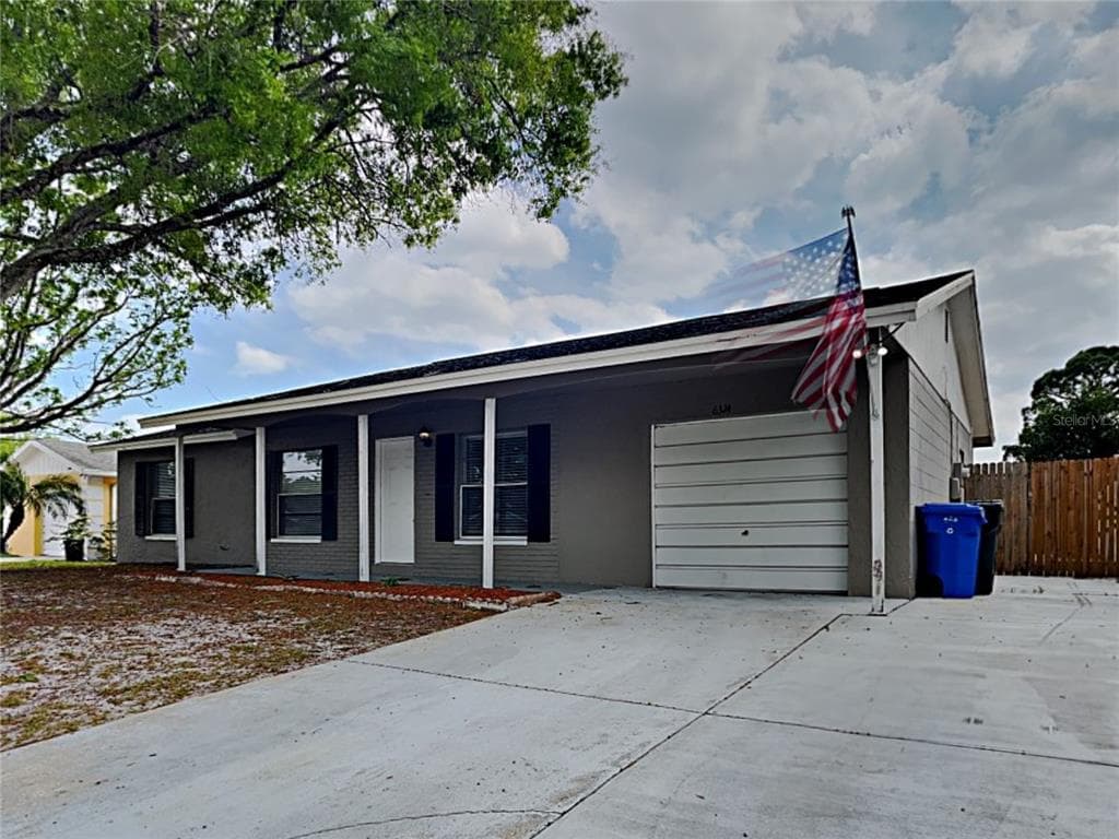 6324 FROST DRIVE TAMPA, FL 33625