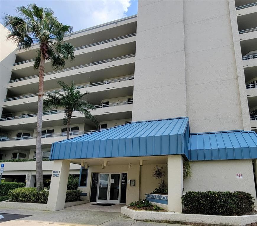 7912 SAILBOAT KEY BOULEVARD S UNIT 306 SOUTH PASADENA, FL 33707