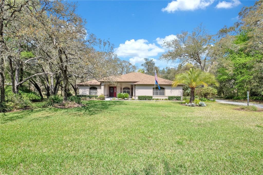 329 W NATIONAL STREET HERNANDO, FL 34442