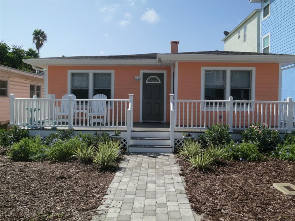 5 82ND AVENUE TREASURE ISLAND, FL 33706