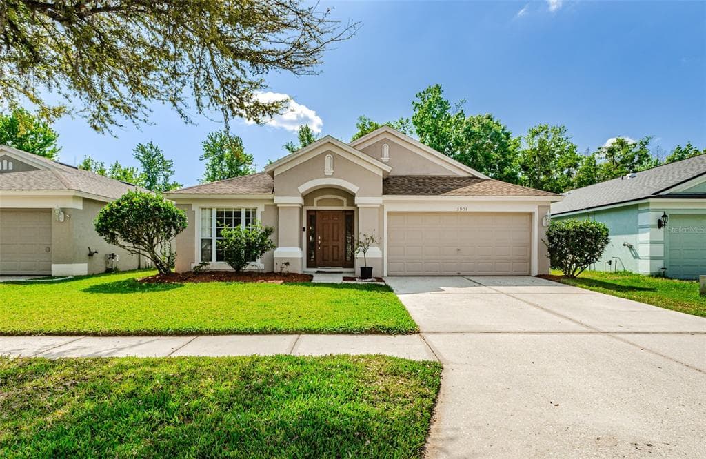 5903 WAR ADMIRAL DRIVE WESLEY CHAPEL, FL 33544