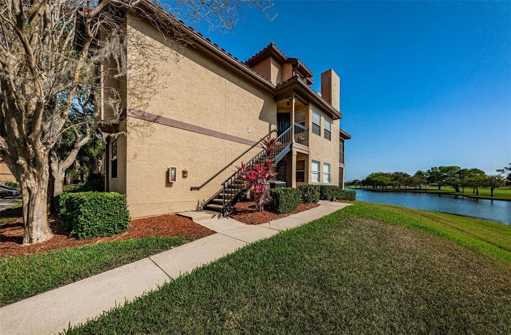2400 FEATHER SOUND DRIVE UNIT 728 CLEARWATER, FL 33762