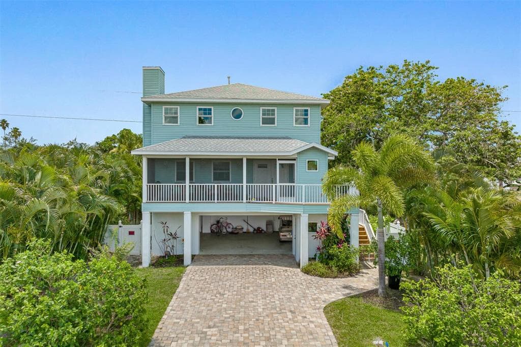 16204 3RD STREET E REDINGTON BEACH, FL 33708