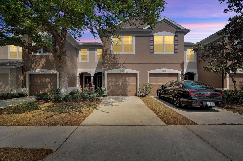 4945 POND RIDGE DRIVE RIVERVIEW, FL 33578