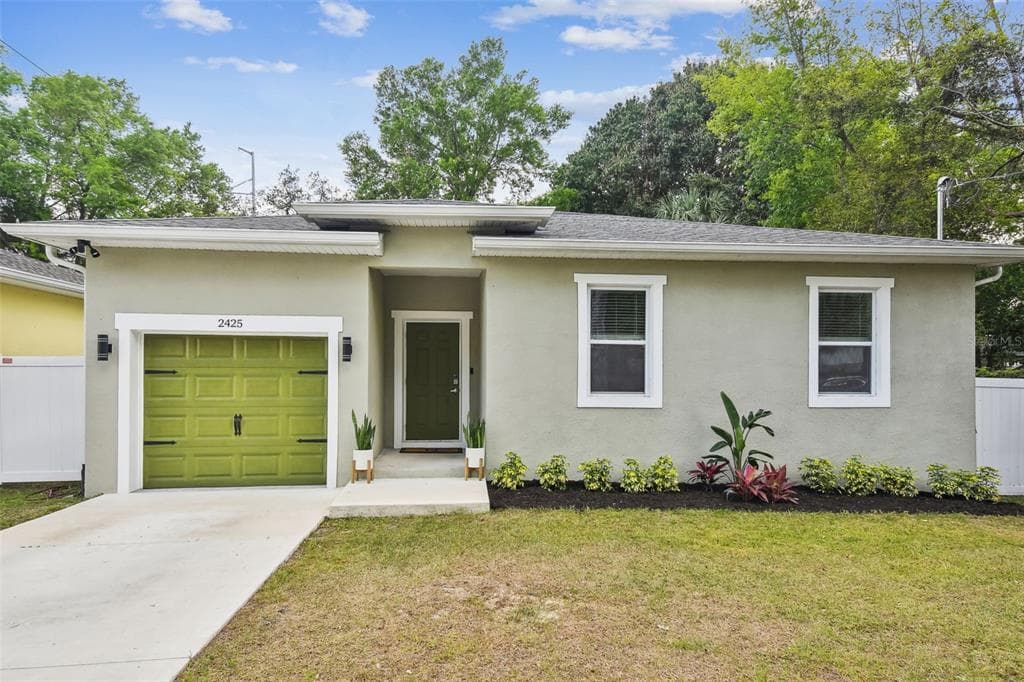 2425 MALLORY AVENUE TAMPA, FL 33605