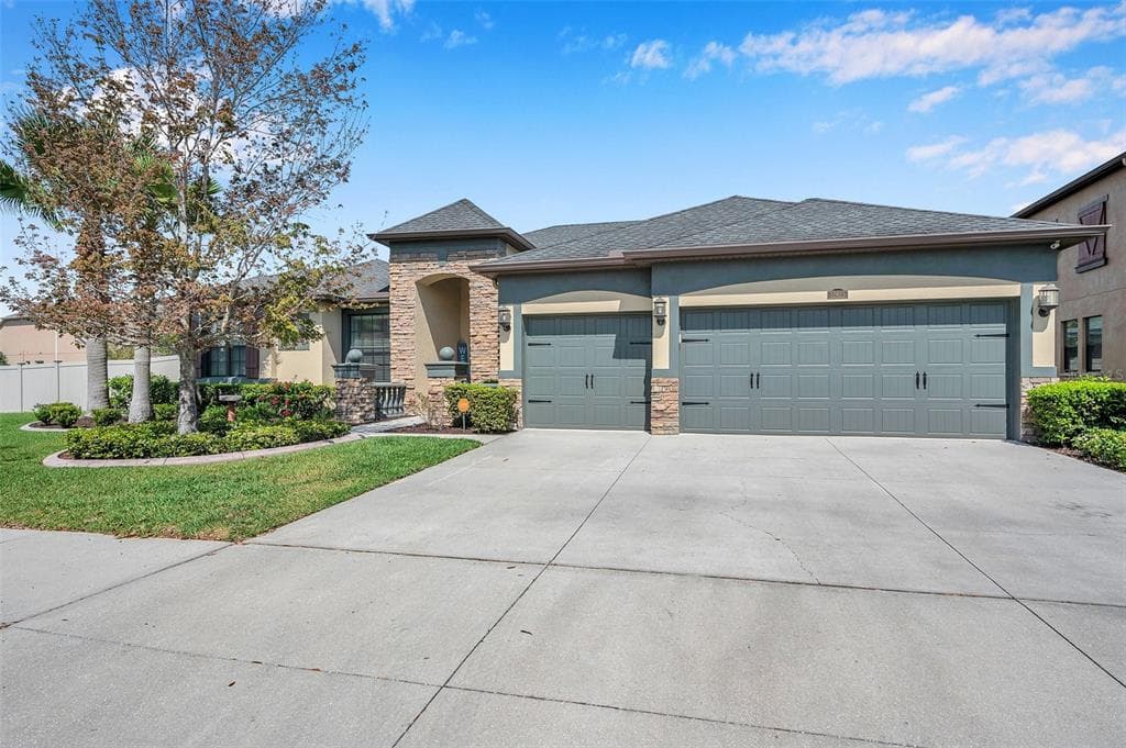 32025 WENLOCK LOOP WESLEY CHAPEL, FL 33543