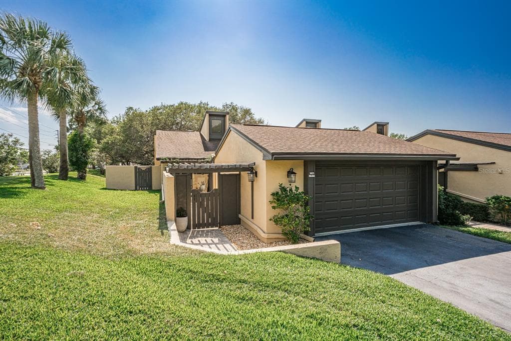 13300 INDIAN ROCKS ROAD UNIT 1401 LARGO, FL 33774