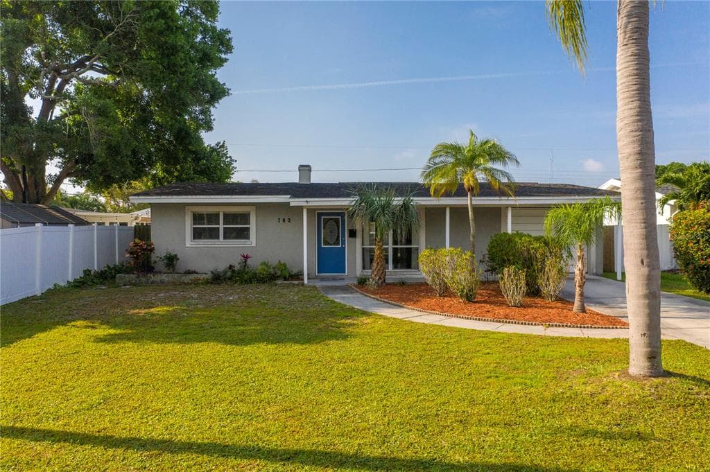 782 43RD AVENUE NE ST PETERSBURG, FL 33703