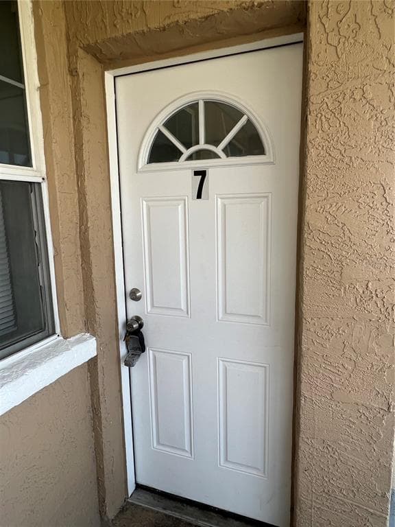 2025 7TH STREET S UNIT 7 ST PETERSBURG, FL 33705