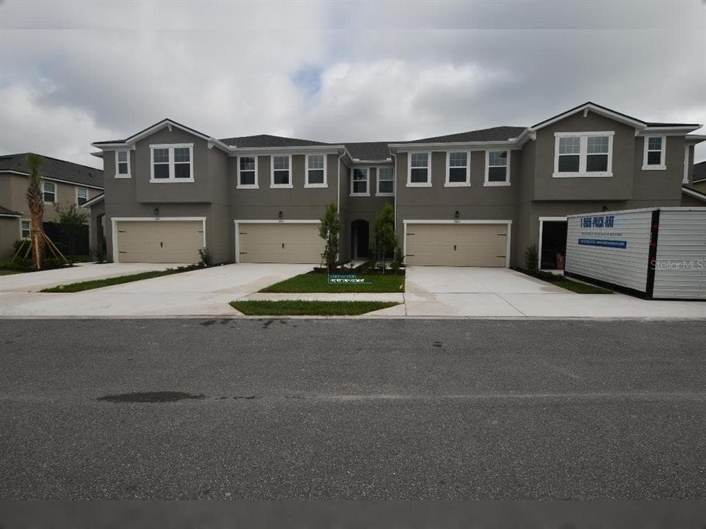 17623 LEDGER LINE LANE UNIT 17623 LUTZ, FL 33558