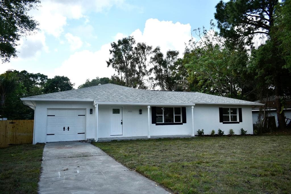 1531 ELMWOOD STREET CLEARWATER, FL 33755