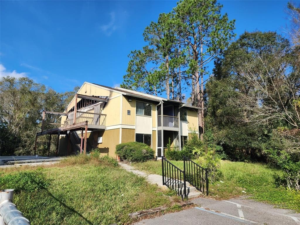 13285 ARBOR POINTE CIRCLE UNIT 103 TAMPA, FL 33617