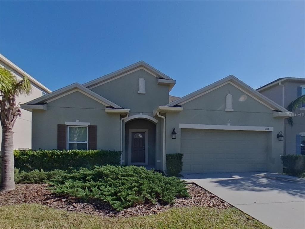 1108 WHITE WATER BAY DRIVE GROVELAND, FL 34736